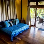 Bora Bora Waterfront Sunrise Villa