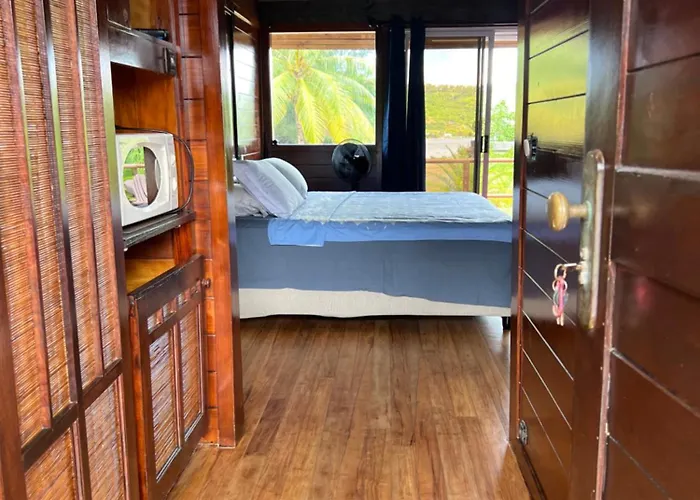 Bora Bora Bungalow