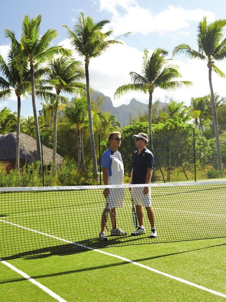 Four Seasons 5* Bora Bora