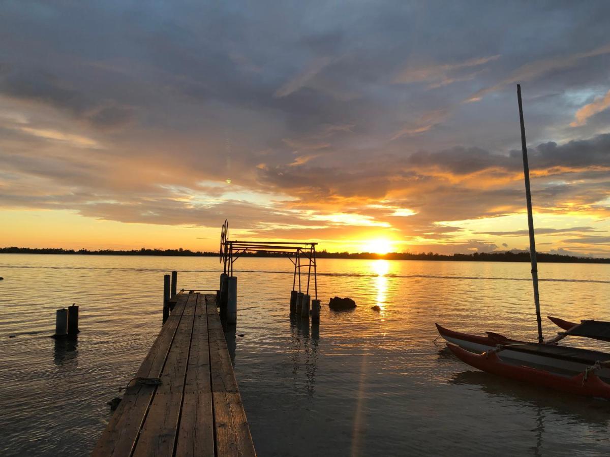 Waterfront Sunrise Holiday home