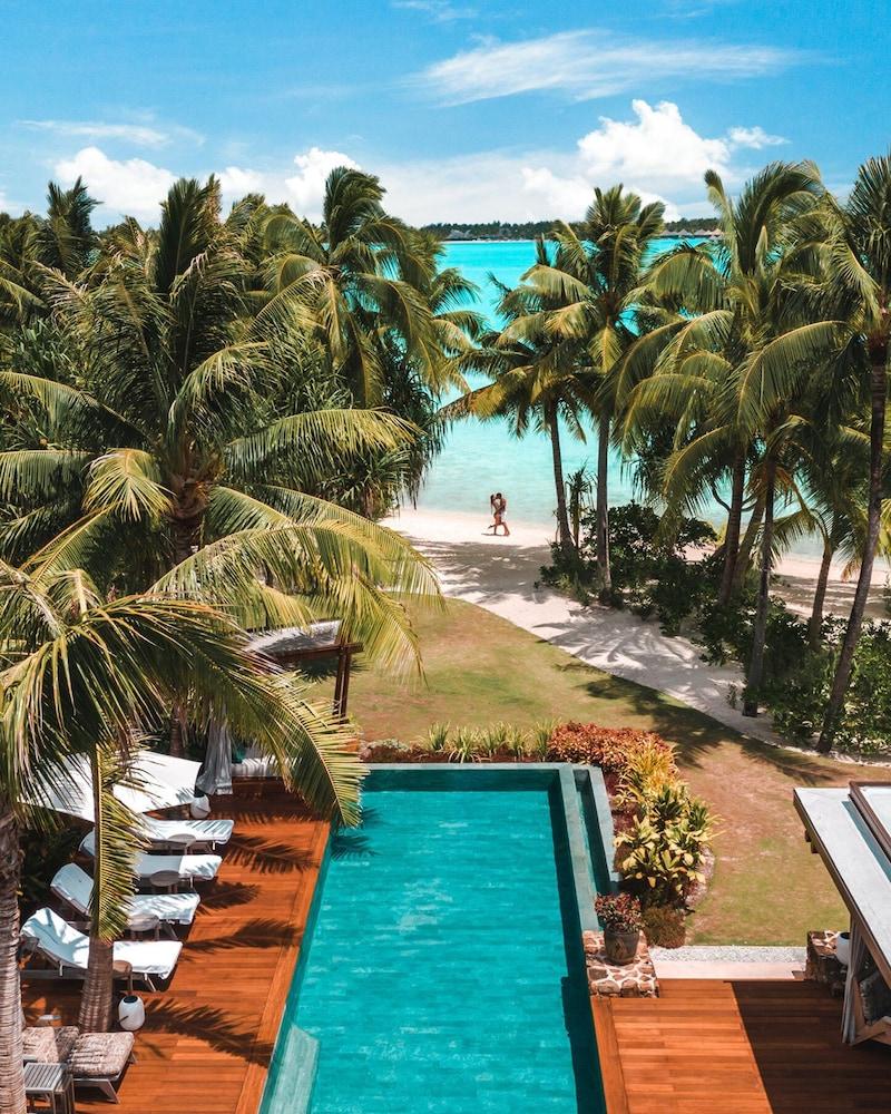 Four Seasons Bora Bora