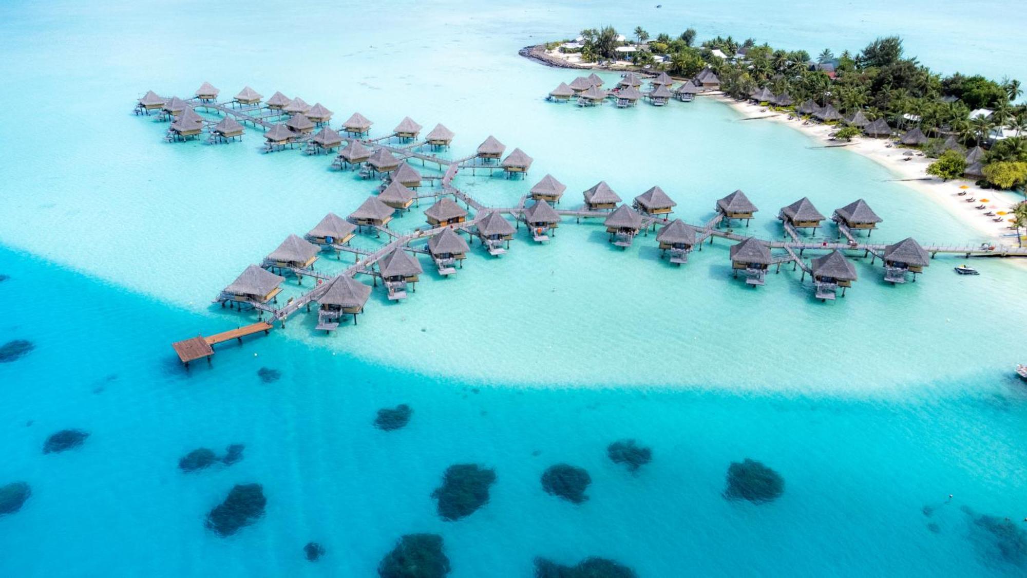 Intercontinental Le Moana By Ihg Resort 4*
