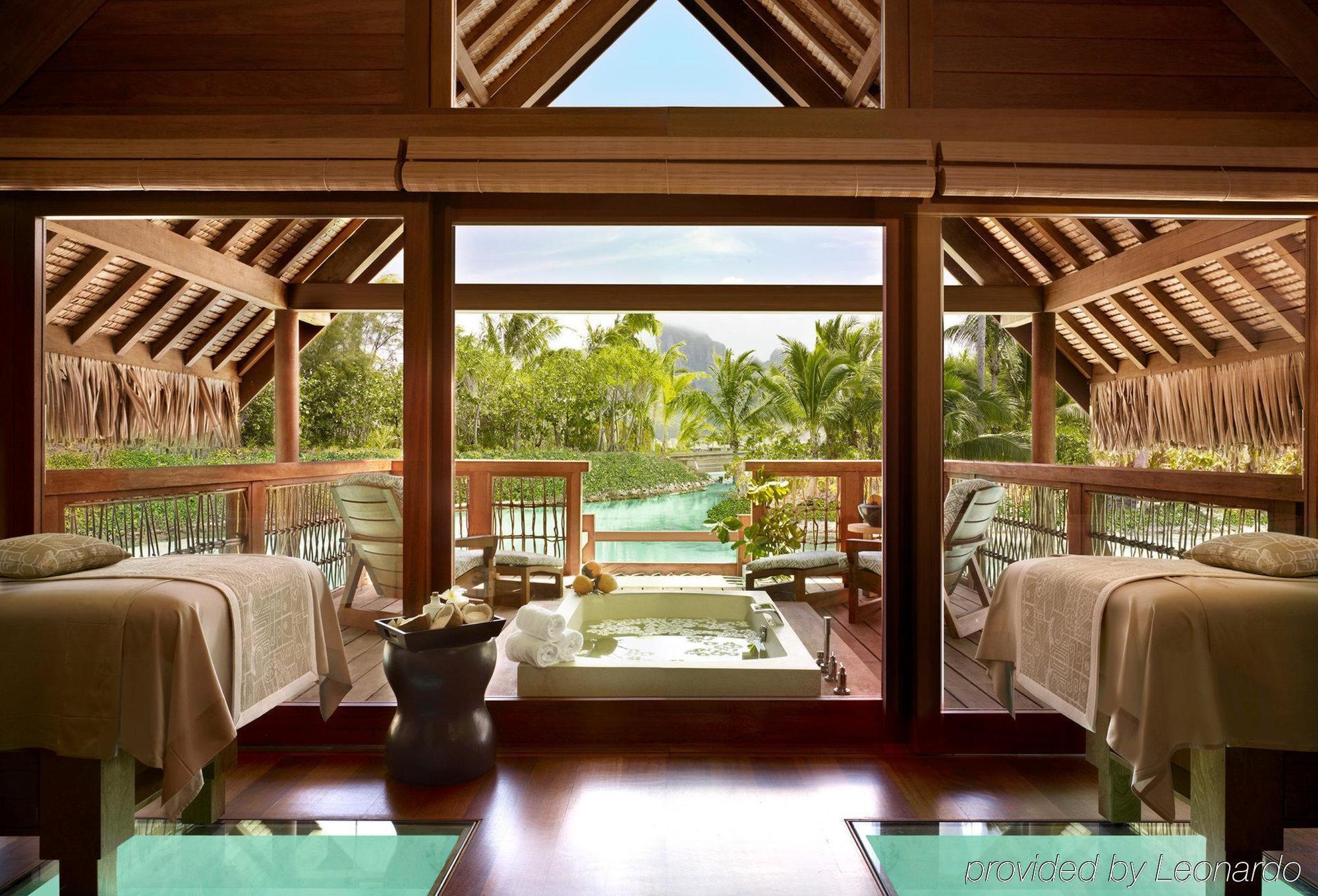 Four Seasons 5*