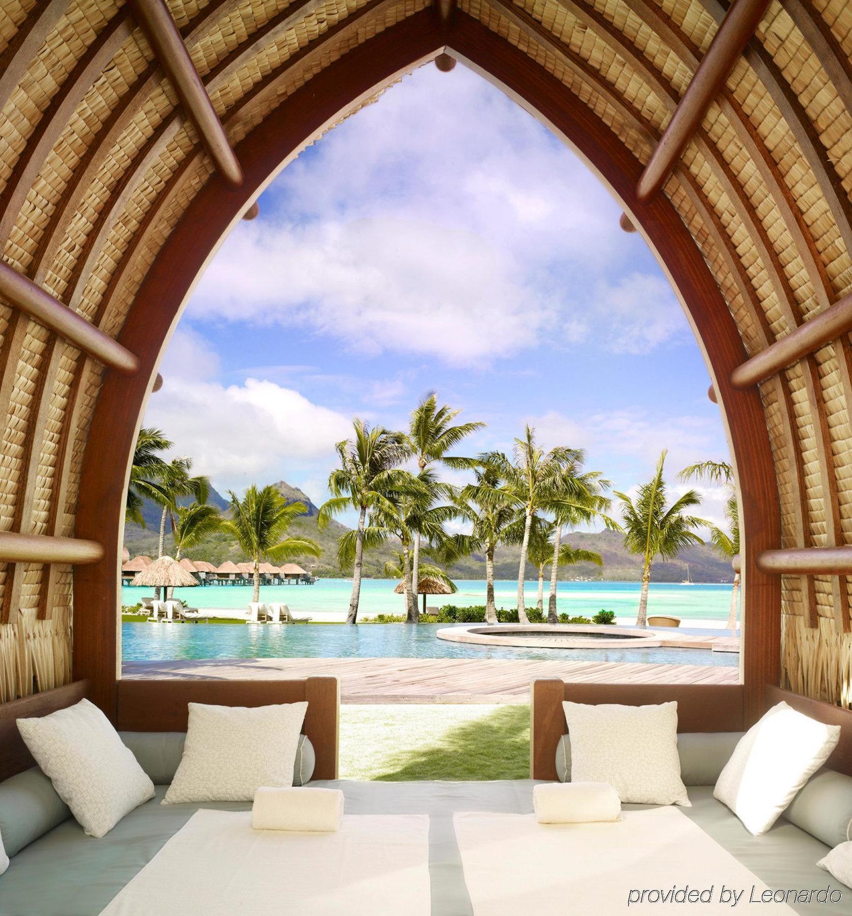 Four Seasons 5*