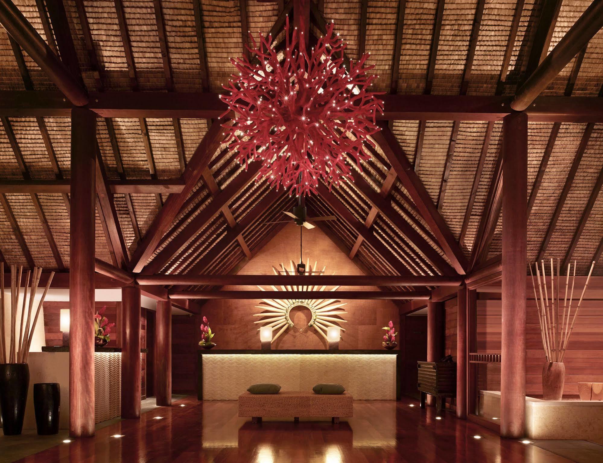 Four Seasons 5*