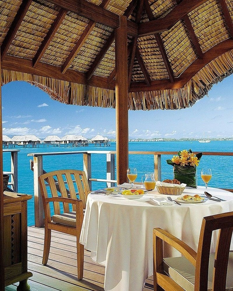 Four Seasons Resort Bora Bora