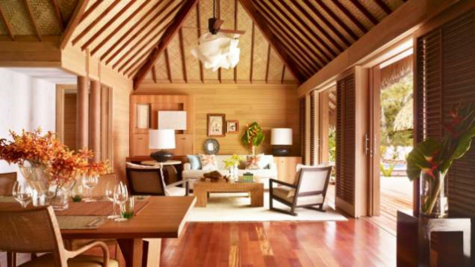 Four Seasons 5* Bora Bora