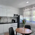 Otemanu Lodge