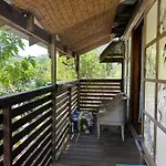 Vaiotaha Lodge