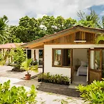 Bora Bora Beach House 1375 Dto-Mt