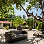 Bora Bora Beach House 1375 Dto-Mt