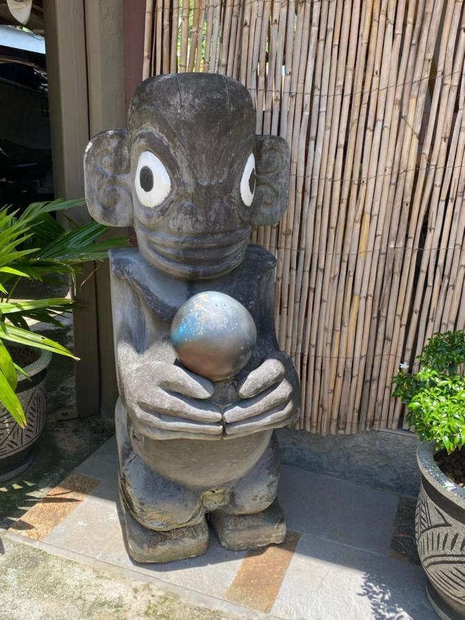 Tiki House *