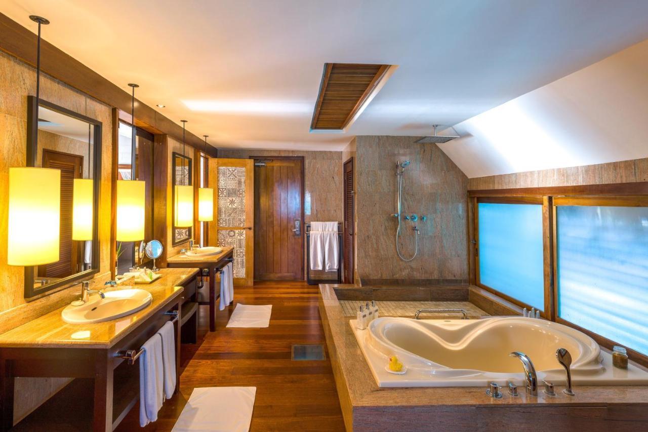 The St. Regis 5* Bora Bora